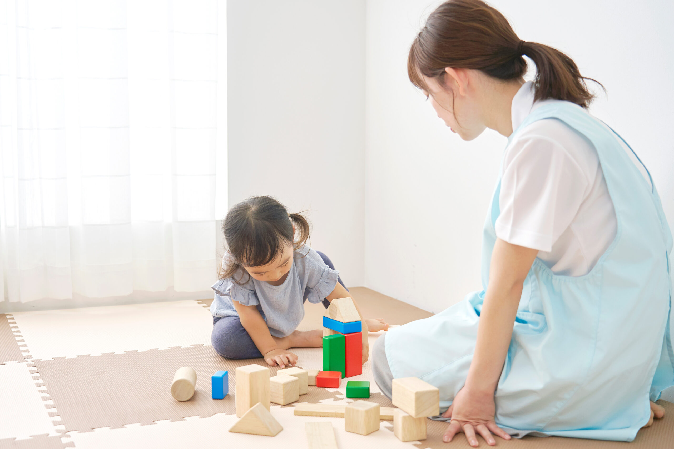 お子様連れでも安心!託児サービスを始めました