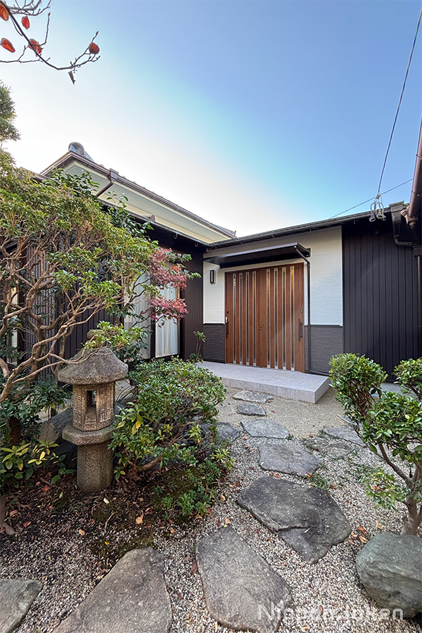 和の意匠を残し、回遊動線を整えた平屋リノベ